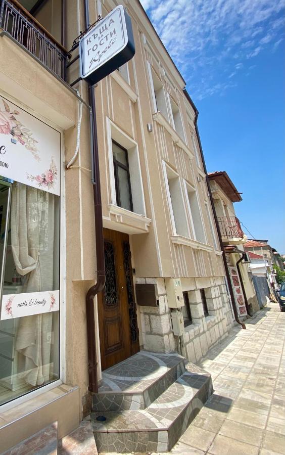 Къща За Гости Кребс Guesthousekrebs Shumen Exterior foto